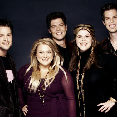 The Crabb Family The Crabb Family, The Cross, Piano, Vocal & Guitar (Right-Hand Melody)