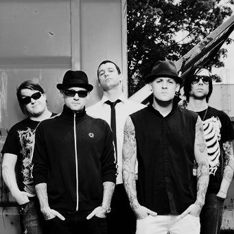 Good Charlotte Good Charlotte, I Don't Wanna Be In Love (Dance Floor Anthem), Piano, Vocal & Guitar (Right-Hand Melody)